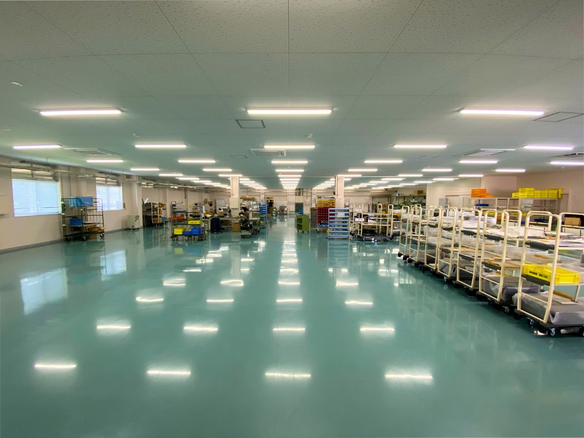 組立工場①.jpg